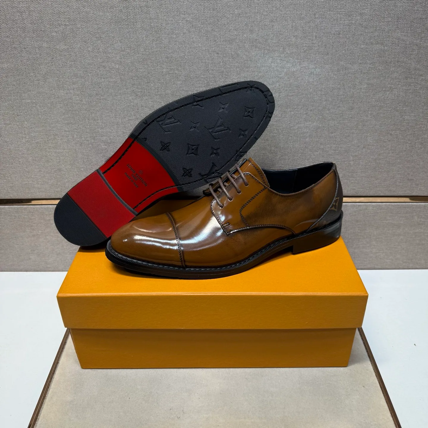 Men's men's shoes 💰pp500 [LV～] Men's casual formal leather shoes 2025z cabinet sales simultaneously 🔶Size: 38-44 #️⃣ 🔷2 colors🔜The upper is made of cowhide stitching ➕Cowhide lining, comfortable and breathable, sole: original comfortable and wear-resistant outsole, ⚠️real thing📱photographed🎬real thing is better📢📢📢
